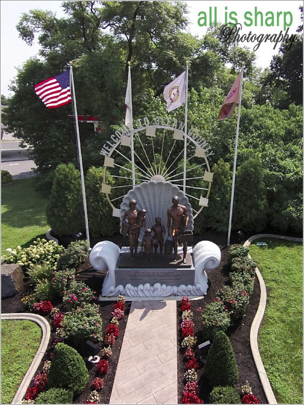Rt 37 Statue - Toms River