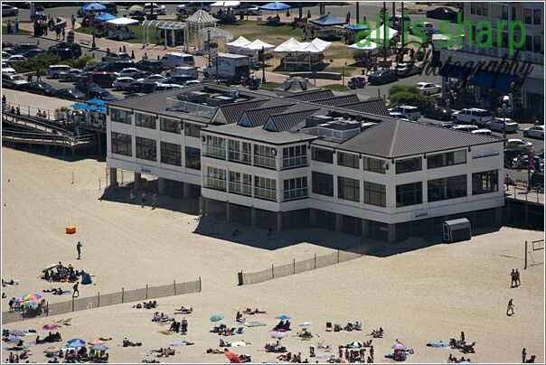 McLoones Pier House, Long Branch